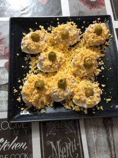 Una foto de Huevos rellenos