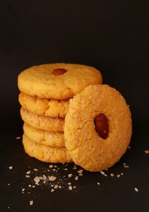 A picture of Almond Nestum Cookies.