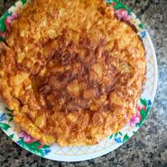 Tortilla de Papa, Cebolla y Ajo-レシピのメイン写真