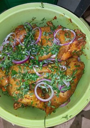 A picture of Fried chicken with utazi leaves.