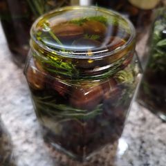 A picture of Black Olives.