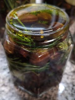Una foto de Black Olives