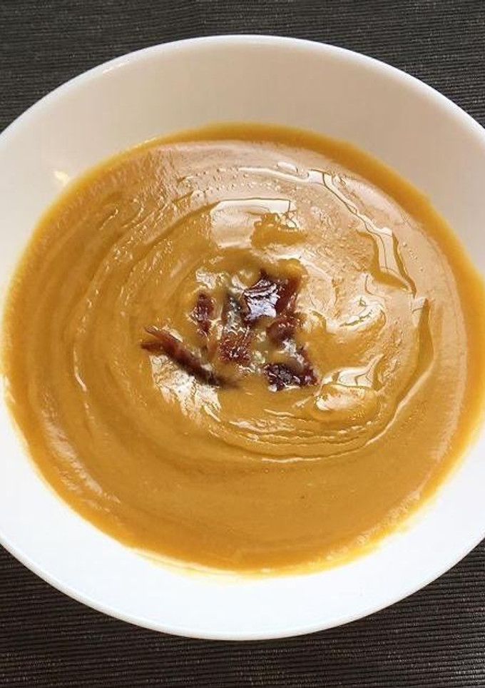 Una foto de Crema de verdures 🧅🥕🥒
