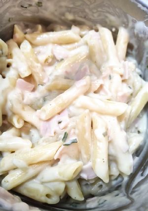 Hagymás, krémes tészta recept fotója