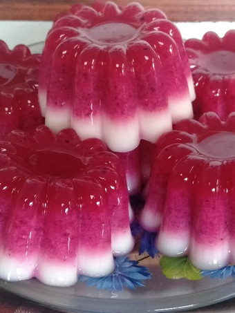 Langkah Mudah untuk Menyiapkan Puding Buah Naga Lapis Susu Untuk Pemula
