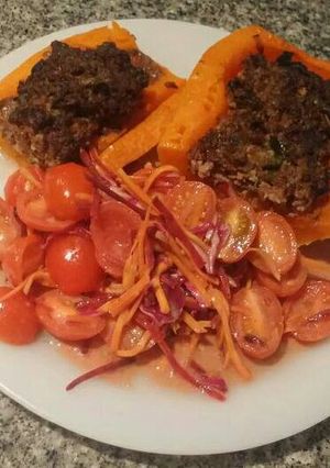 Una foto de Calabaza rellena con ensalada