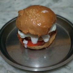 A picture of Cheesy veg burger.
