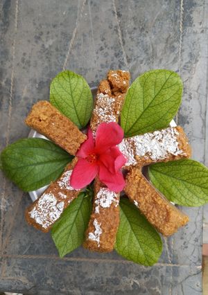 થાબડી પેંડા (Thabdi Penda Recipe In Gujarati) રેસીપી મુખ્ય ફોટો