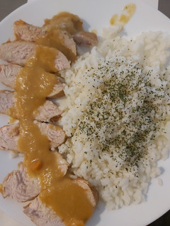 Una foto de Solomillo de pavo en salsa de zanahoria y manzana!!