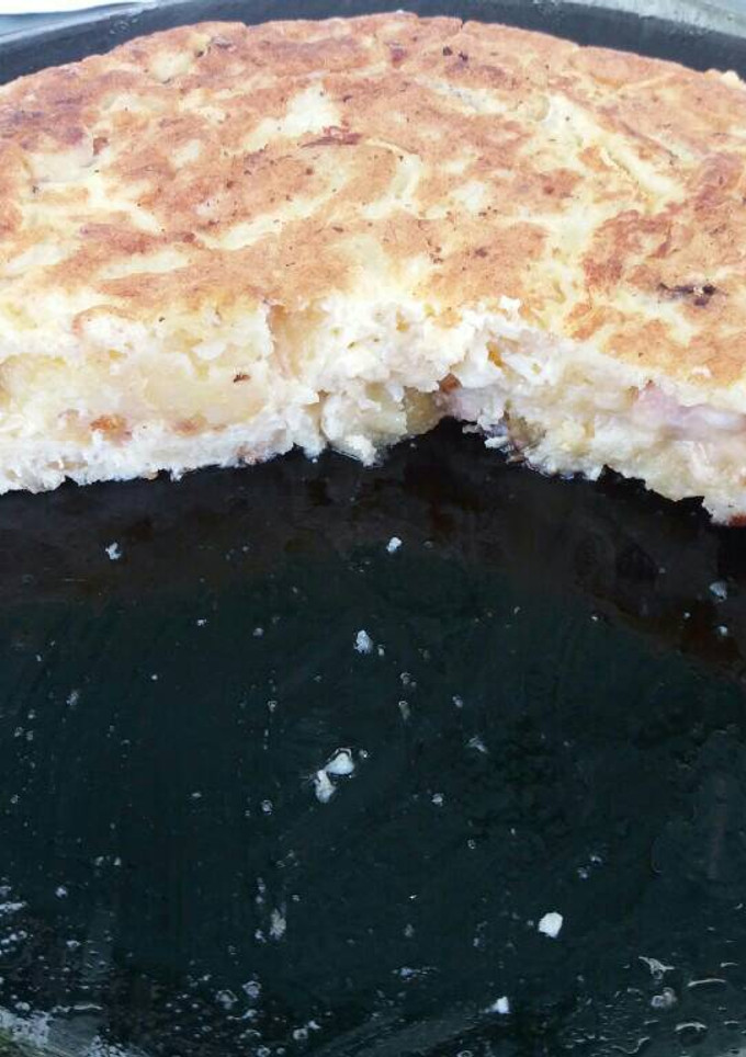 Una foto de Tortilla española a la carbonara