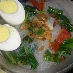 Soup bihun mata sapi simple রেসিপির প্রধান ছবি
