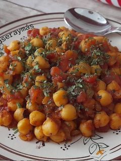 Una foto de Chana masala -garbanzos especiados-