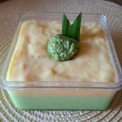 A picture of Puding Tapai Banjar dengan Vla Durian.
