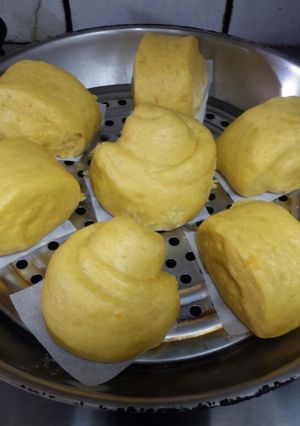 金瓜(南瓜)饅頭 的食譜成品照片