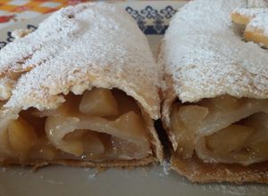 Una foto de Strudel de manzana
