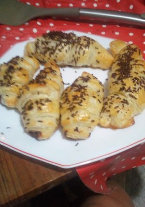 Una foto de Mini croissant relleno de Nutella🤤🍫🥐