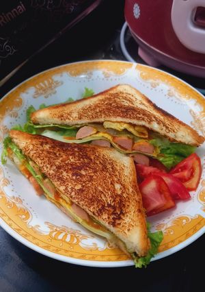 Foto resep Toast Simple dengan Sosis dan Telur