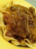 Fideos caseros + salsa con costillas