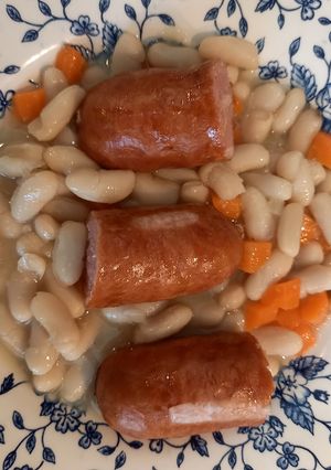Une photo de Mognettes de Vendée avec ses petites carottes et diots de Savoie