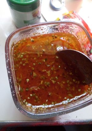 A picture of Pizza sauce.