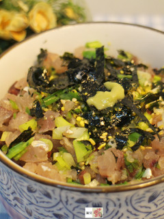 竹莢魚丼飯 的食譜成品照片