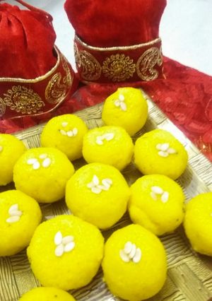 A picture of Sama ladoo.