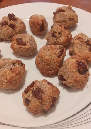 Une photo de Rochers banane coco raisins - 3 ingrédients healthy 🙏🦋🍀