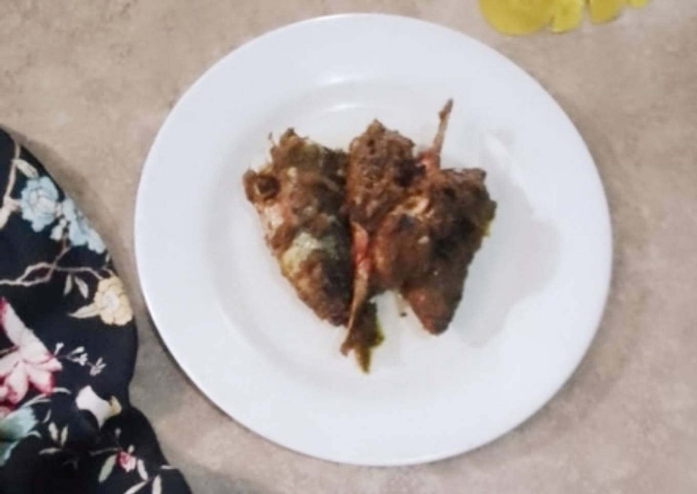 Ikan ekor kuning masak belacan