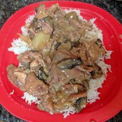 A picture of Smothered Mushroom Meat.