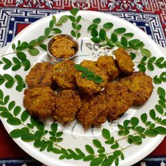 A picture of Drumstick flower snack.