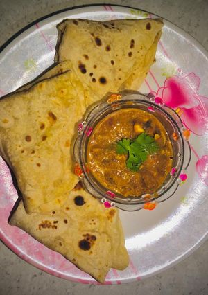 ருமாலி ரொட்டி & பனீர் டிக்கா மசாலா செய்முறை முக்கிய புகைப்படம்