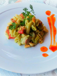 Una foto de Pasta Pluma al Tocino