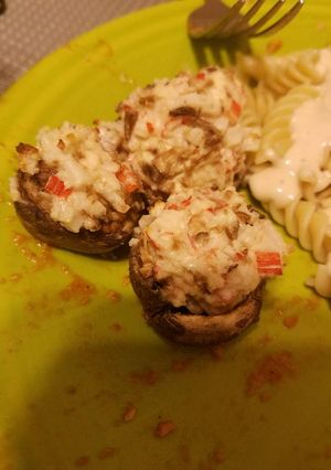A picture of Stuffed mushrooms simple.