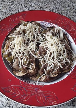 Una foto de Berenjenas rellenas con carne de ternera Asturiana