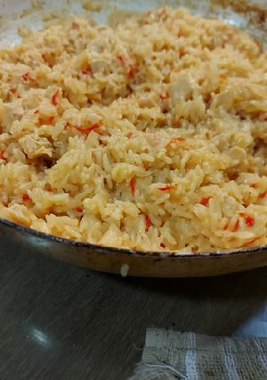 Una foto de Risotto de pollo 🐔🐔