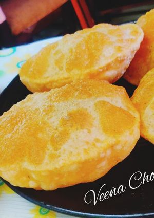 गेहूं,सूजी के आटे से बनी पूरी रेसिपी मुख्य फोटो