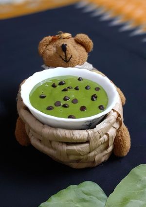 સ્પીનાચ બનાના આઈસ્ક્રીમ રેસીપી મુખ્ય ફોટો