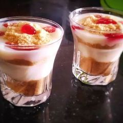 A picture of Vanilla custard and biscuit pudding.