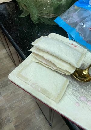 Hình của món Bánh sữa chua dâu tây.
