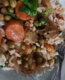 Arvejas salteadas con arroz y verduras