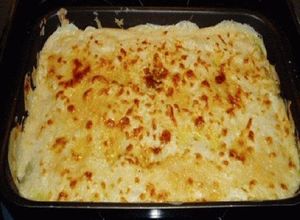 Una foto de Espaguetti a la crema con tocino