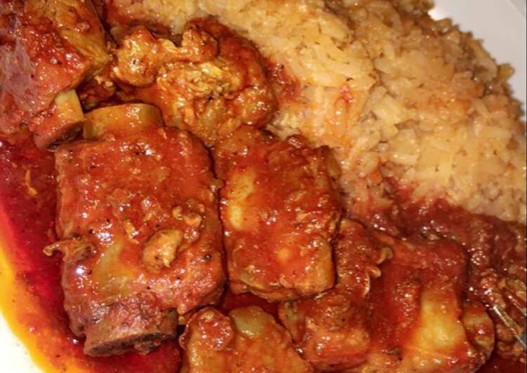 Easiest Way to Prepare Homemade Costillitas de Puerco en Salsa Roja (spare ribs in red sauce)
