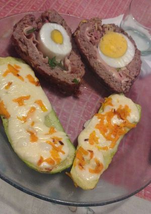 Una foto de Zucchini con queso y zanahoria
