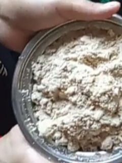 गेहूं के आटे की पंजीरी (Gehu ke aate ki panjiri recipe in Hindi) रेसिपी मुख्य फोटो