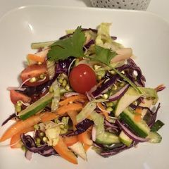 A picture of Rainbow sprout salad.