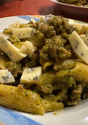 O poză a rețetei Paste cu broccoli și cârnați.