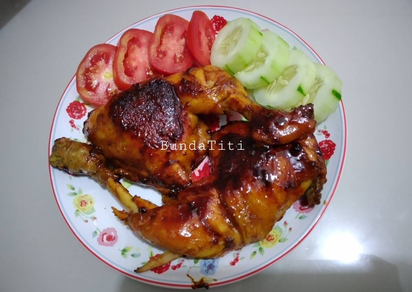 476. Ballı ızgara tavuk