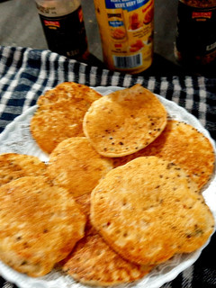चटपटे मिनी उत्तपम (Chatpate mini uttapam recipe in hindi) रेसिपी मुख्य फोटो