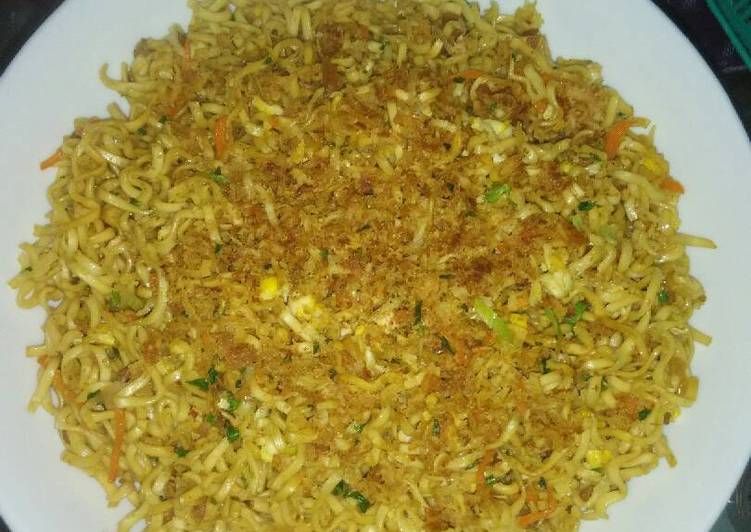 Mie Keriting Goreng Sosis