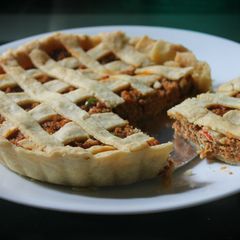 A picture of Chicken Mince Meat Pie.